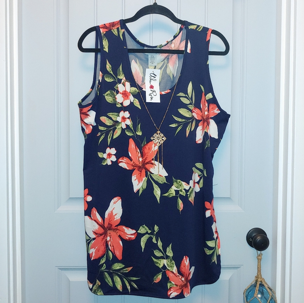 Dressy floral tank top with necklace
